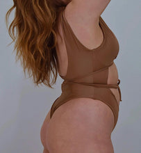 Load image into Gallery viewer, THE KENDALL ONE PIECE
